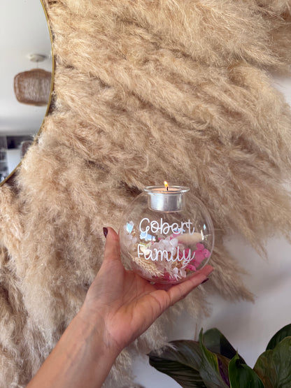 Bougie sphère fleurie personnalisée – Fleurs séchées
