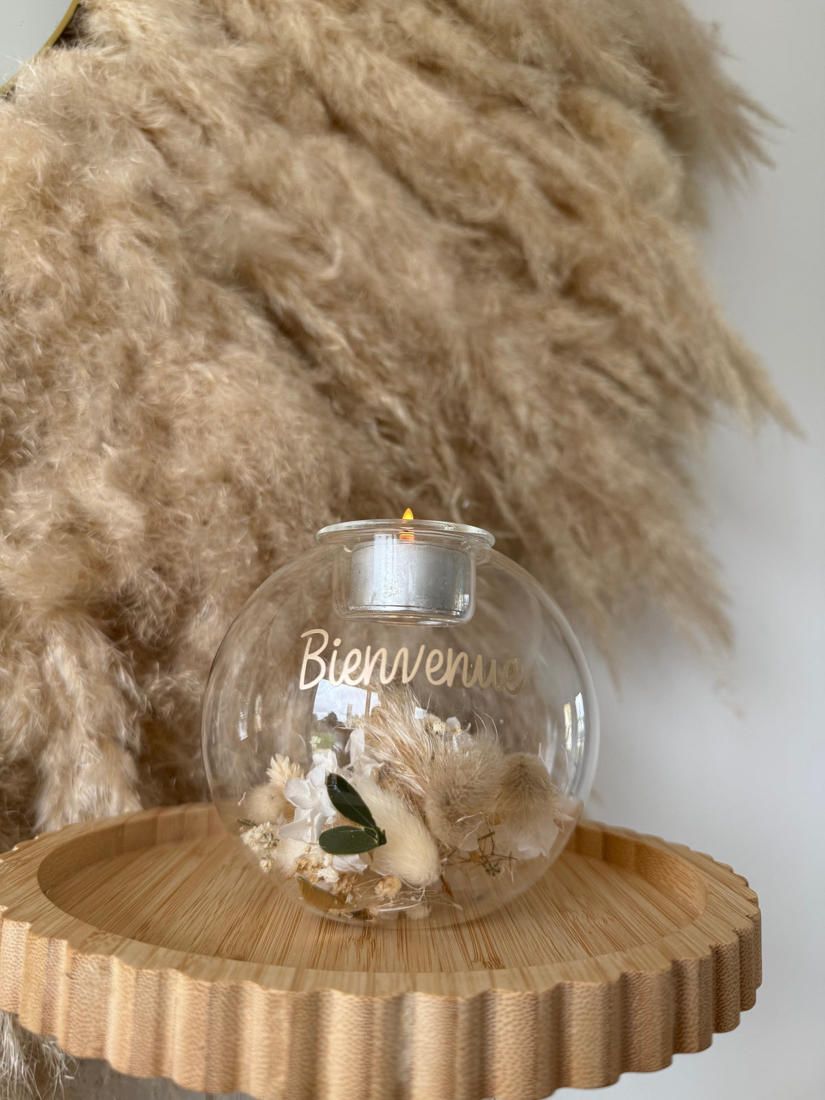 Bougie sphère fleurie personnalisée – Fleurs séchées
