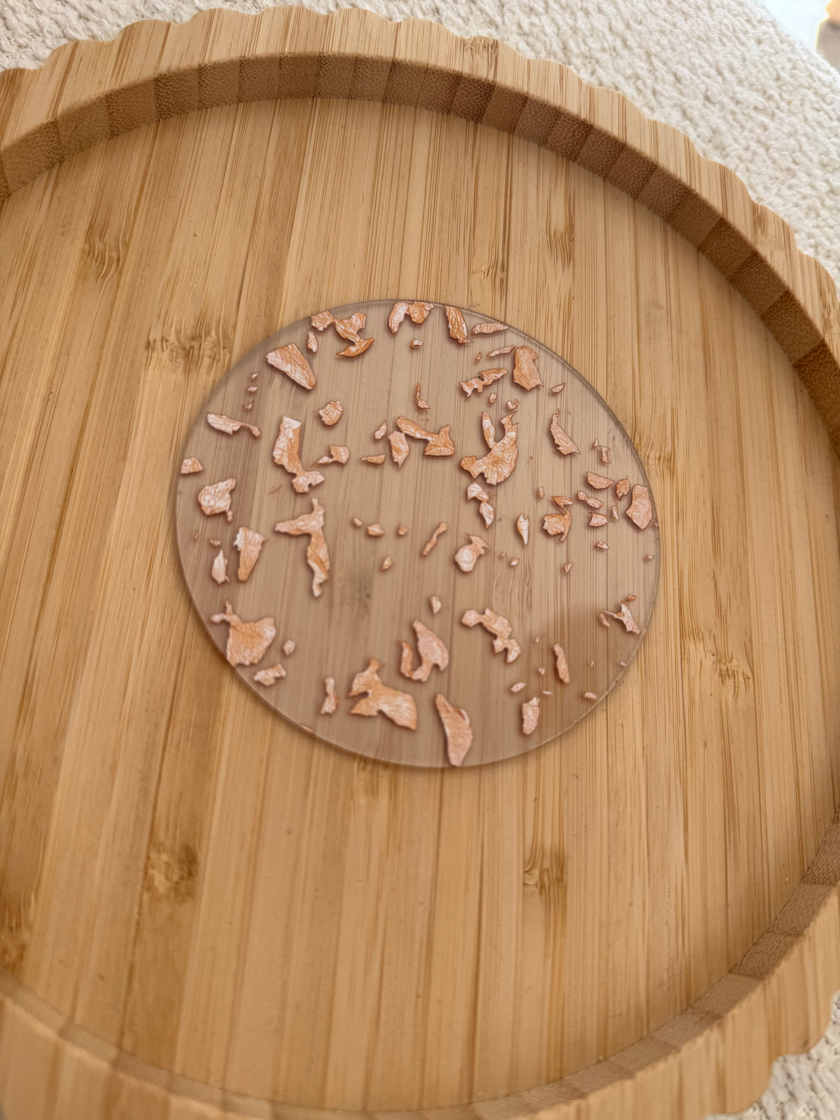 Sous-tasse fleurie en acrylique