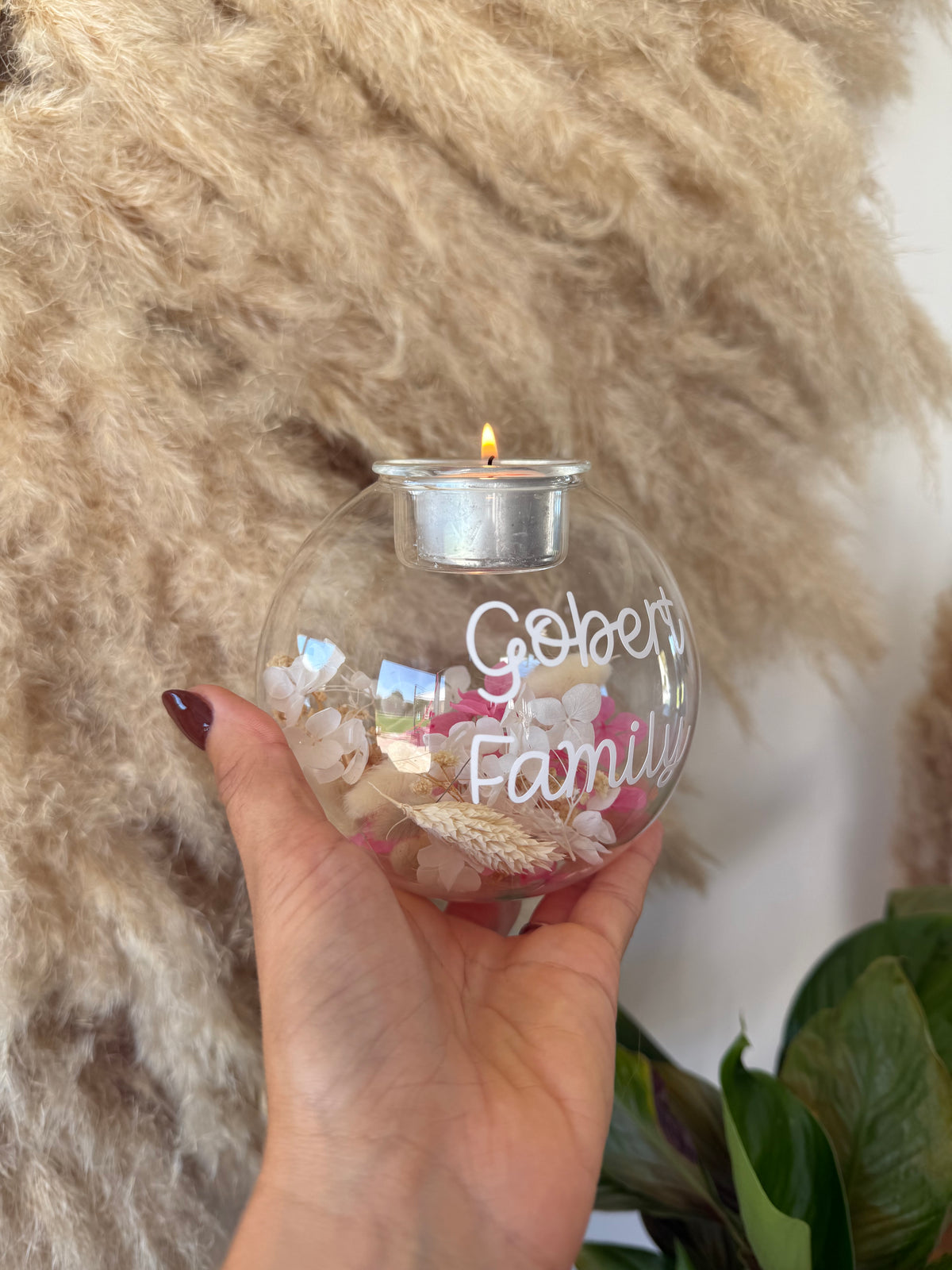 Bougie sphère fleurie personnalisée – Fleurs séchées
