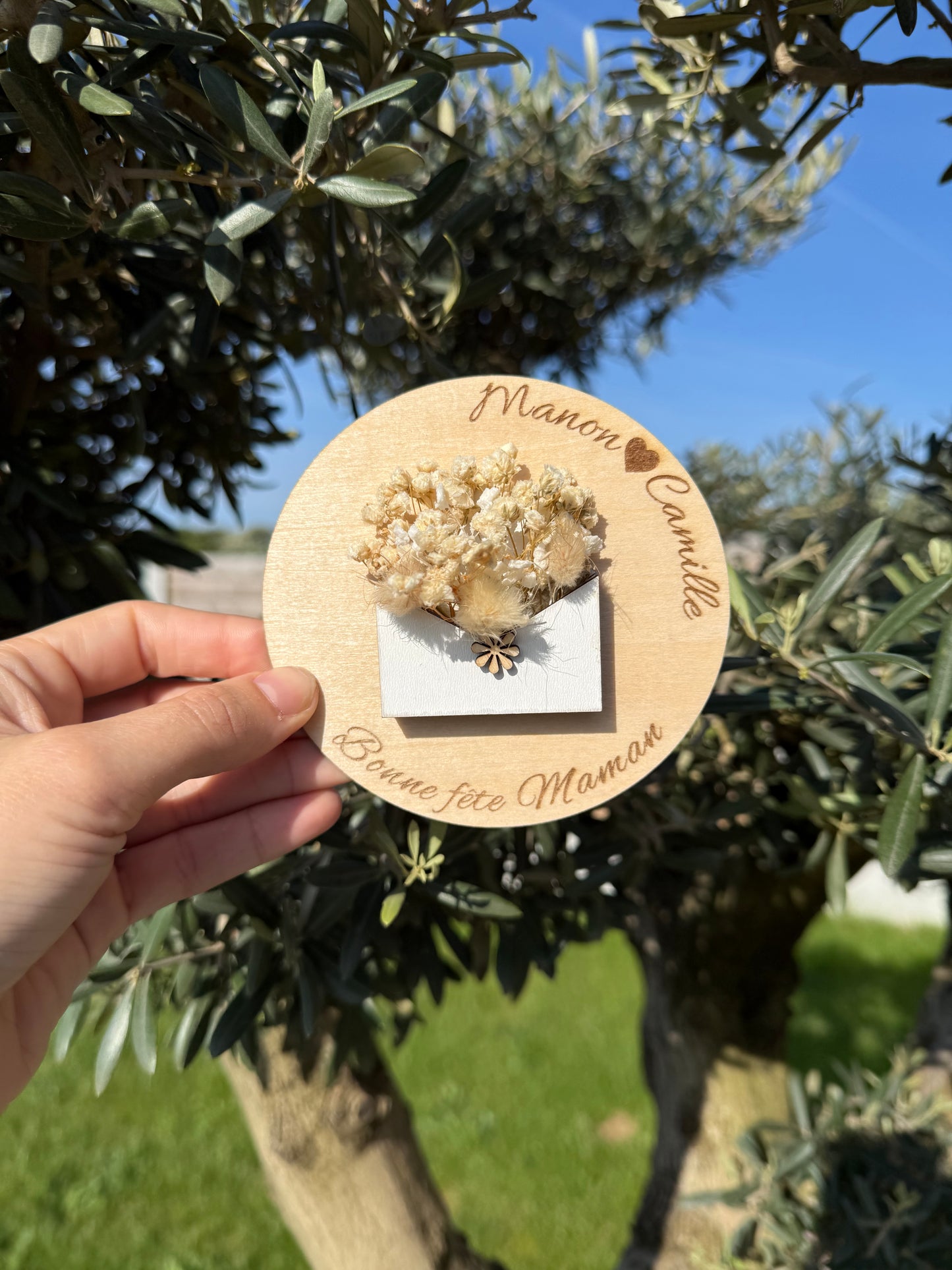 Aimant personnalisé fête des grands-mères – Fleurs séchées & bois gravé
