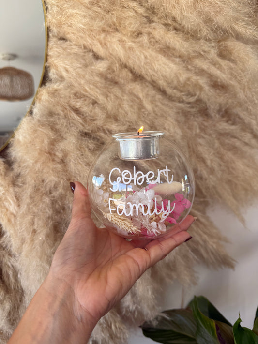 Bougie sphère fleurie personnalisée – Fleurs séchées