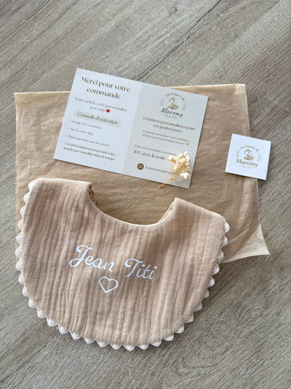 Bavoir personnalisé bébé